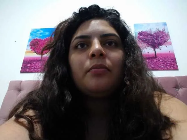 Live sex webcam photo for RUBY-FOX #271606575