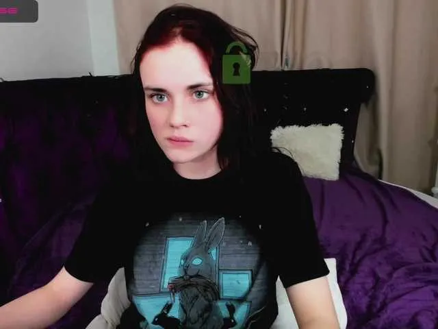 Live sex webcam photo for AnnyCohi #271605972