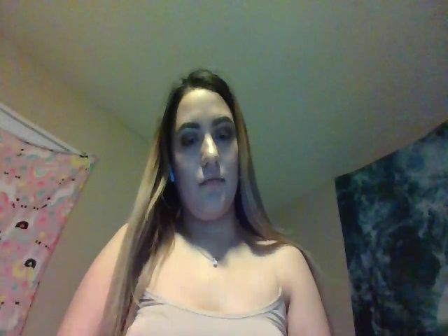 Live sex webcam photo for Cierra01 #271608102