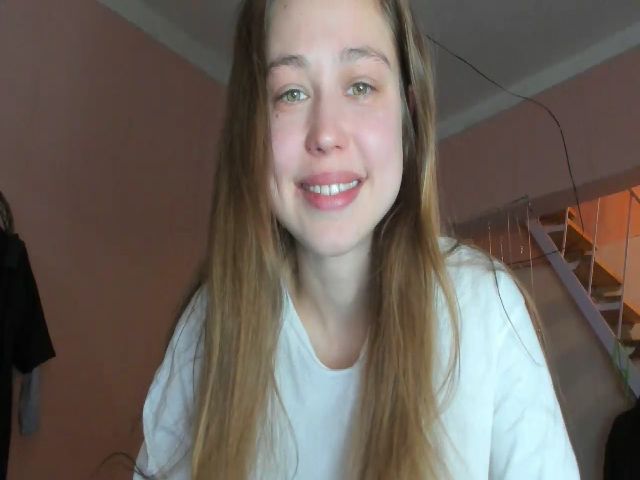 Live sex webcam photo for Jennui #271610903