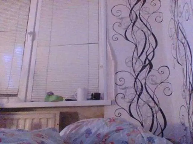 Live sex webcam photo for Miss-Angelina #271602815