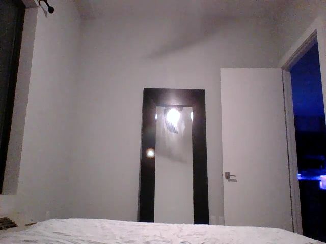 Live sex webcam photo for Adrianaxo1 #271601751