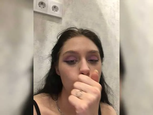 Live sex webcam photo for PARTYNEXTNEXT #271601810