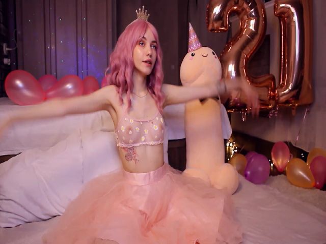 Live sex webcam photo for Yngkate #271605420