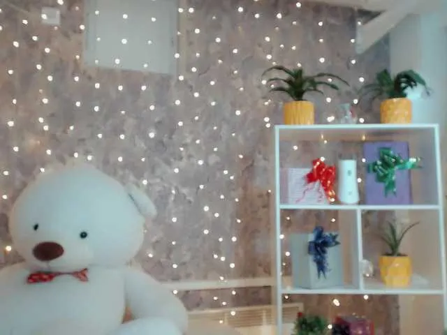 Live sex webcam photo for FridayDevil #271612622