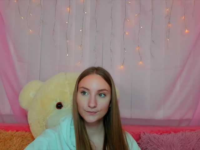 Live sex webcam photo for NikaNiksonn #271609102
