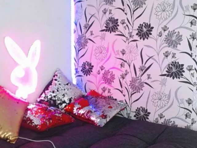 Live sex webcam photo for sweetgirlx #271612603
