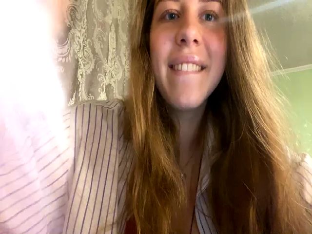 Live sex webcam photo for Dancelady18 #271614567