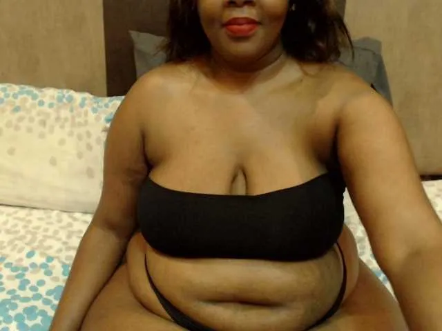 Live sex webcam photo for AMAZINGHUEGAS #271612550