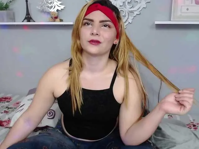 Live sex webcam photo for shelsea-sky #271606306