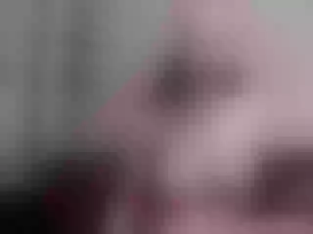 Live sex webcam photo for LittleBarrbie #271611698
