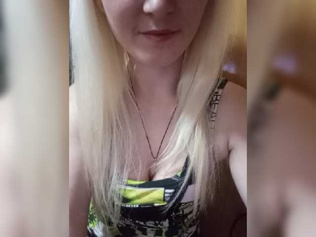 Live sex webcam photo for IsabellaJoy #271612073