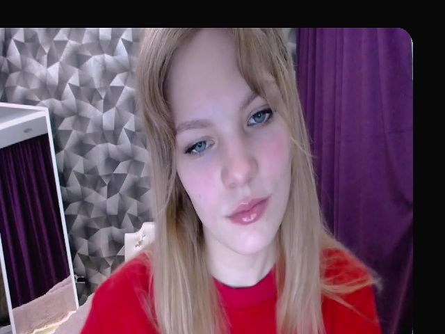 Live sex webcam photo for BonnieBenson_ #271607259