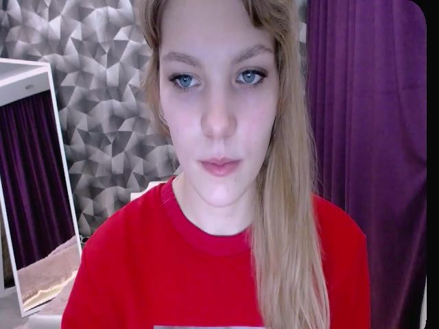 Live sex webcam photo for BonnieBenson_ #271607510