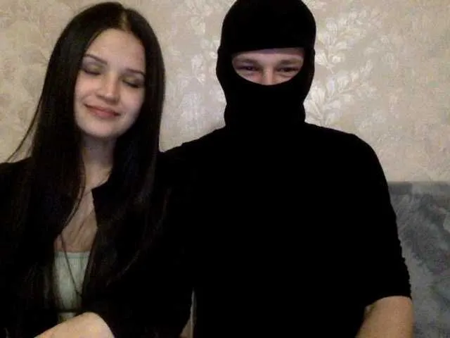 Live sex webcam photo for boyandgirl8 #271601985