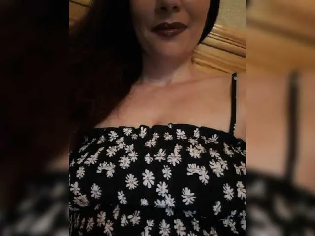 Live sex webcam photo for Naria #271608574