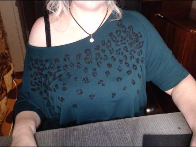 Live sex webcam photo for Alisa1917 #271621515