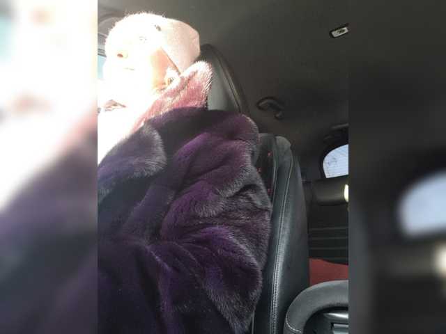 Live sex webcam photo for EditaMilf #271615020