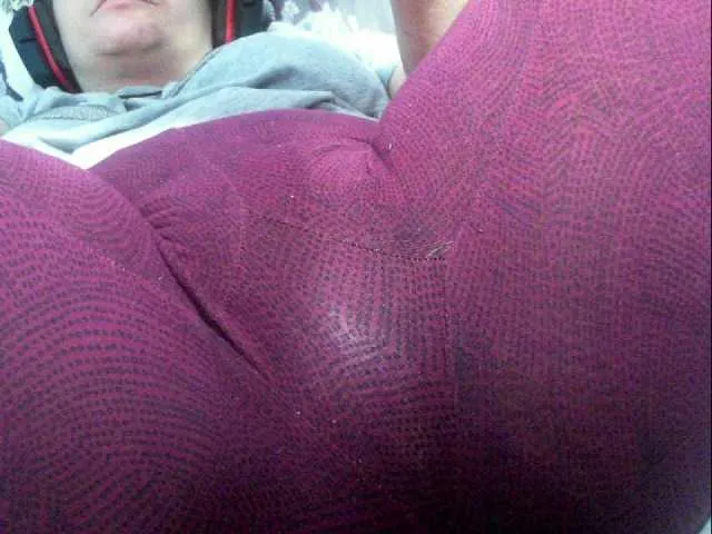 Live sex webcam photo for YourDesire36 #271615793