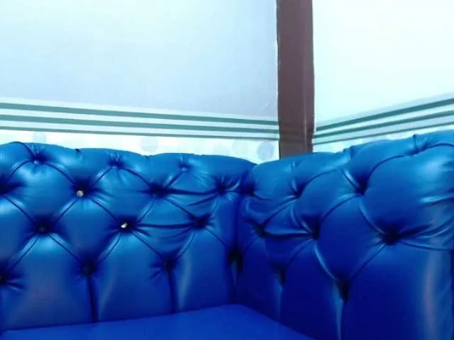 Live sex webcam photo for LauraRiley #271624854