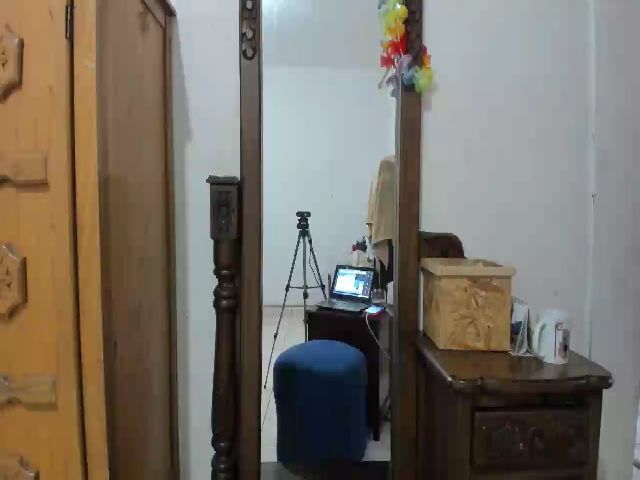 Live sex webcam photo for sophiiaaxx #271627276