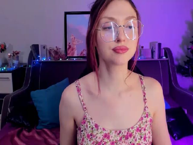 Live sex webcam photo for MadFrau #271626402