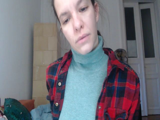 Live sex webcam photo for PetitePinkie #271616105