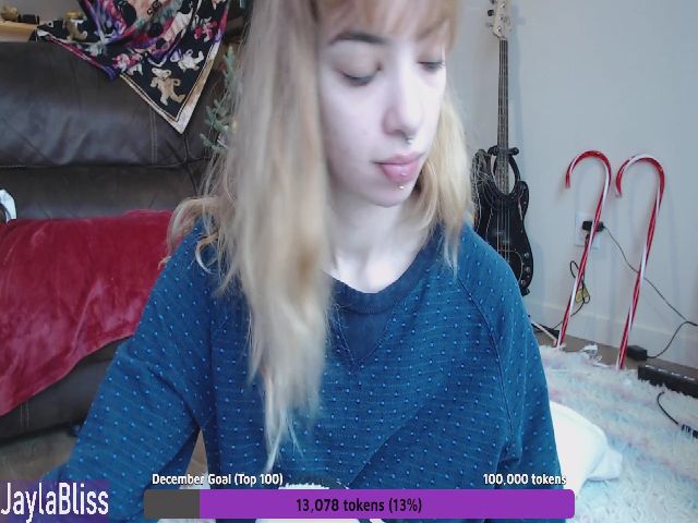 Live sex webcam photo for JaylaBliss #271626952