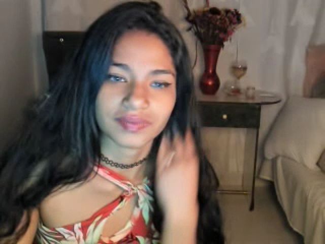 Live sex webcam photo for Latinangel1_ #271619389