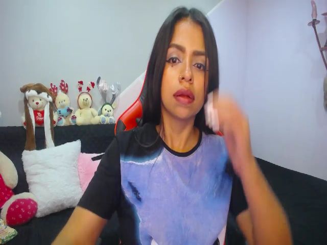 Live sex webcam photo for Lindasex23 #271617611