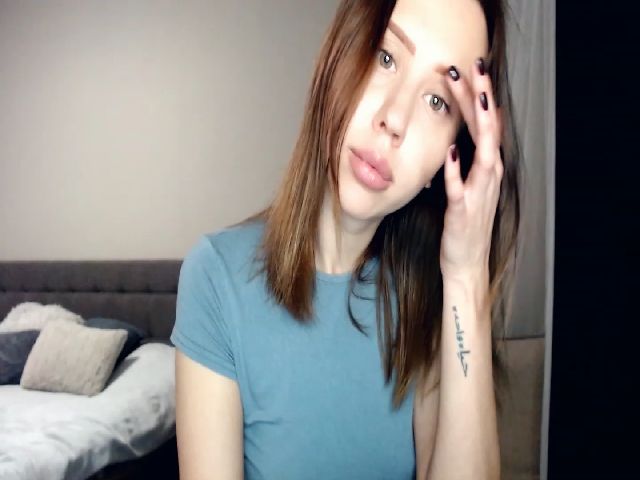 Live sex webcam photo for MiniDivaa #271616488