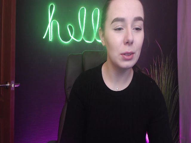 Live sex webcam photo for DinaD #271622266
