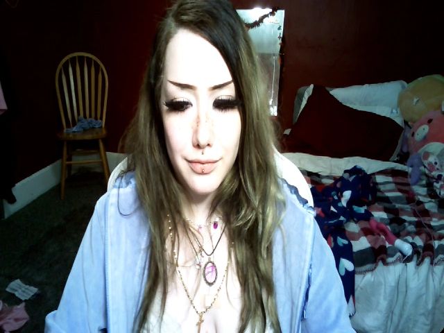 Live sex webcam photo for GodJezebel #271628270