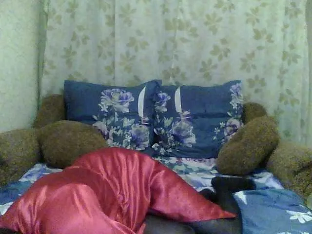 Live sex webcam photo for Sonya52 #271615450