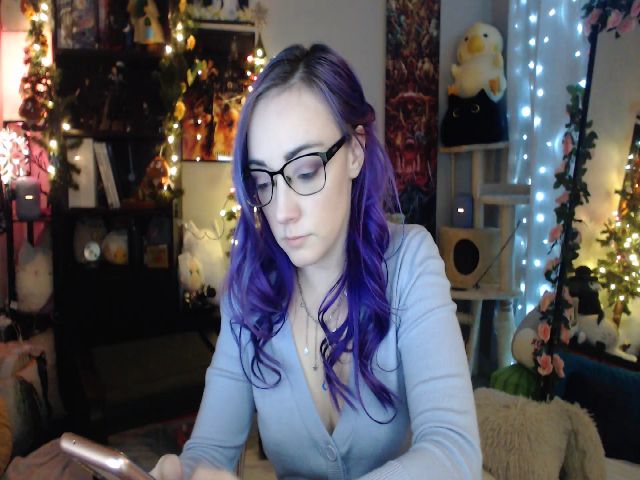 Live sex webcam photo for KittyPogz #271617700