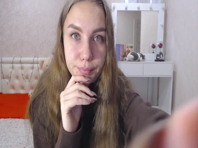 Live sex webcam photo for KatrinNovak #271617113