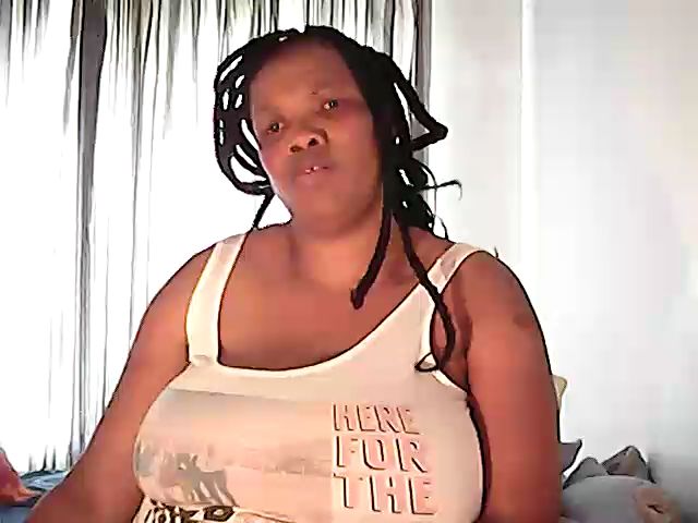 Live sex webcam photo for Crazygalx #271622712