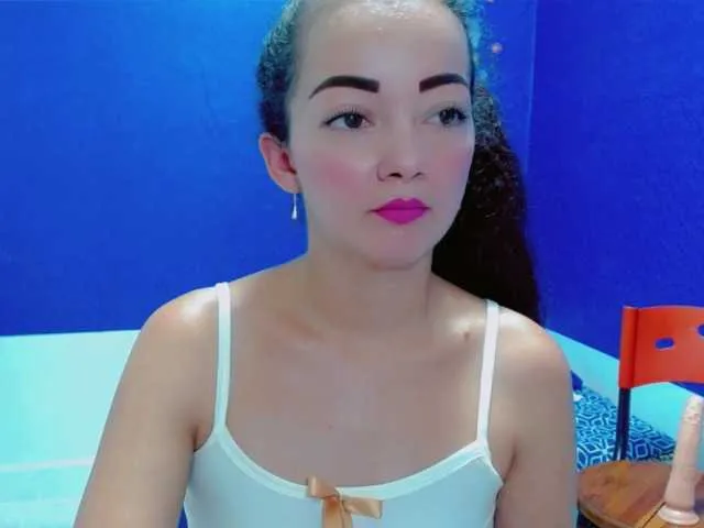 Live sex webcam photo for salmahot #271625594
