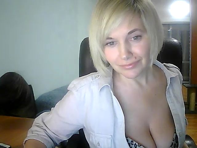 Live sex webcam photo for Vivid_Glance #271626024