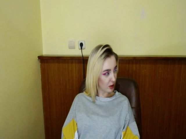 Live sex webcam photo for Jade_Fire #271628614