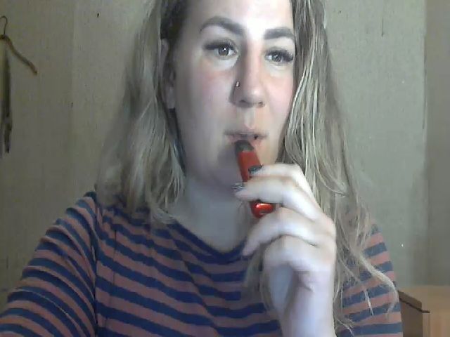 Live sex webcam photo for ChrystalBella #271623538