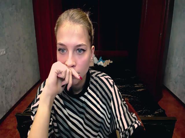 Live sex webcam photo for KisssKristi #271620427