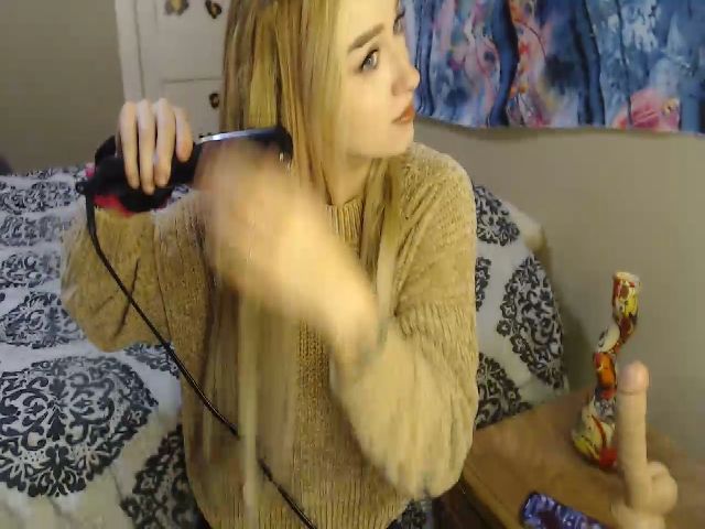 Live sex webcam photo for SierraxNevada #271628600