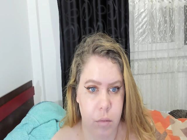 Live sex webcam photo for Jessarodes #271623915