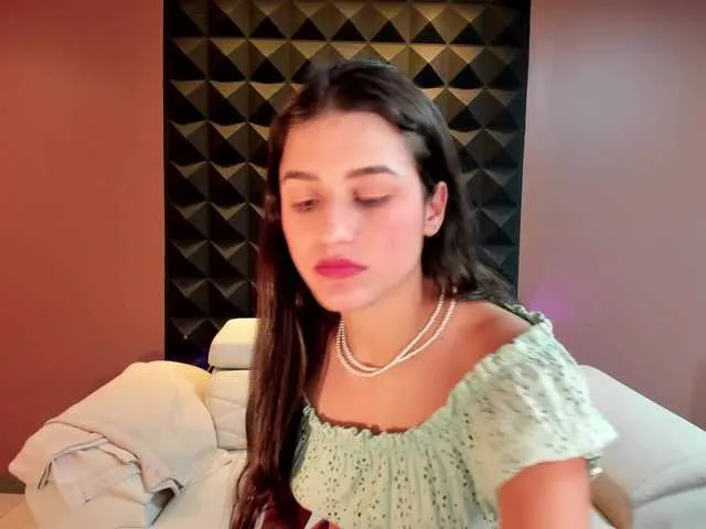 Live sex webcam photo for TracyAllen #271625047