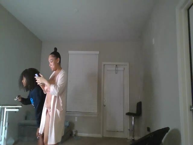 Live sex webcam photo for Kissedbylola #271616484