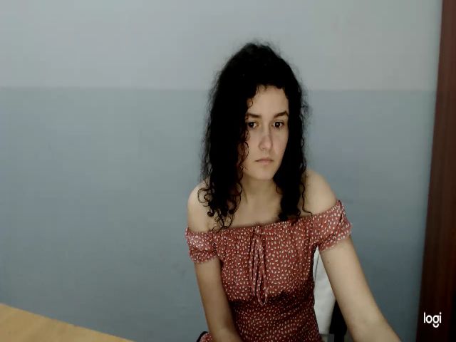 Live sex webcam photo for LanaZixen #271619788