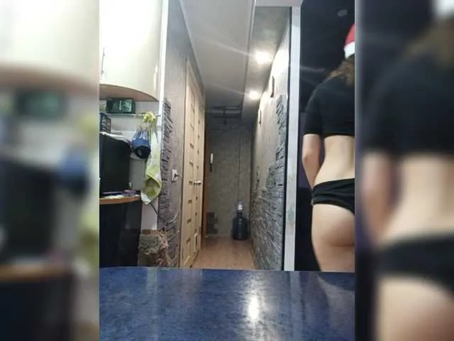 Live sex webcam photo for Xyrmiwa #271621112