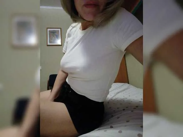 Live sex webcam photo for Lasiy #271624352