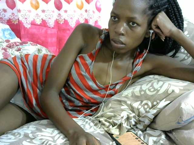 Live sex webcam photo for darsy2 #271624870